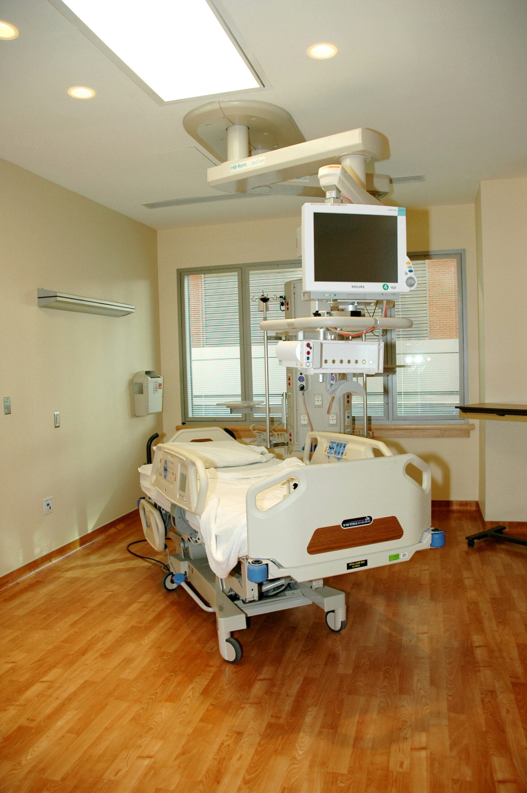 Hospital bed in a room.